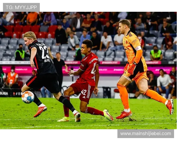 今日竞彩足球比分直播实时更新，第一时间掌握最新赛况与比赛动态